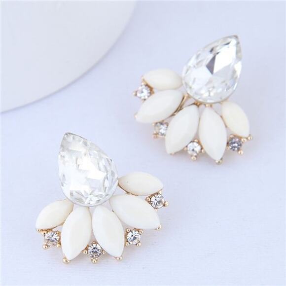 BOGO FREE POST LB Fan shape crystal stone earrings - Picture 1 of 6